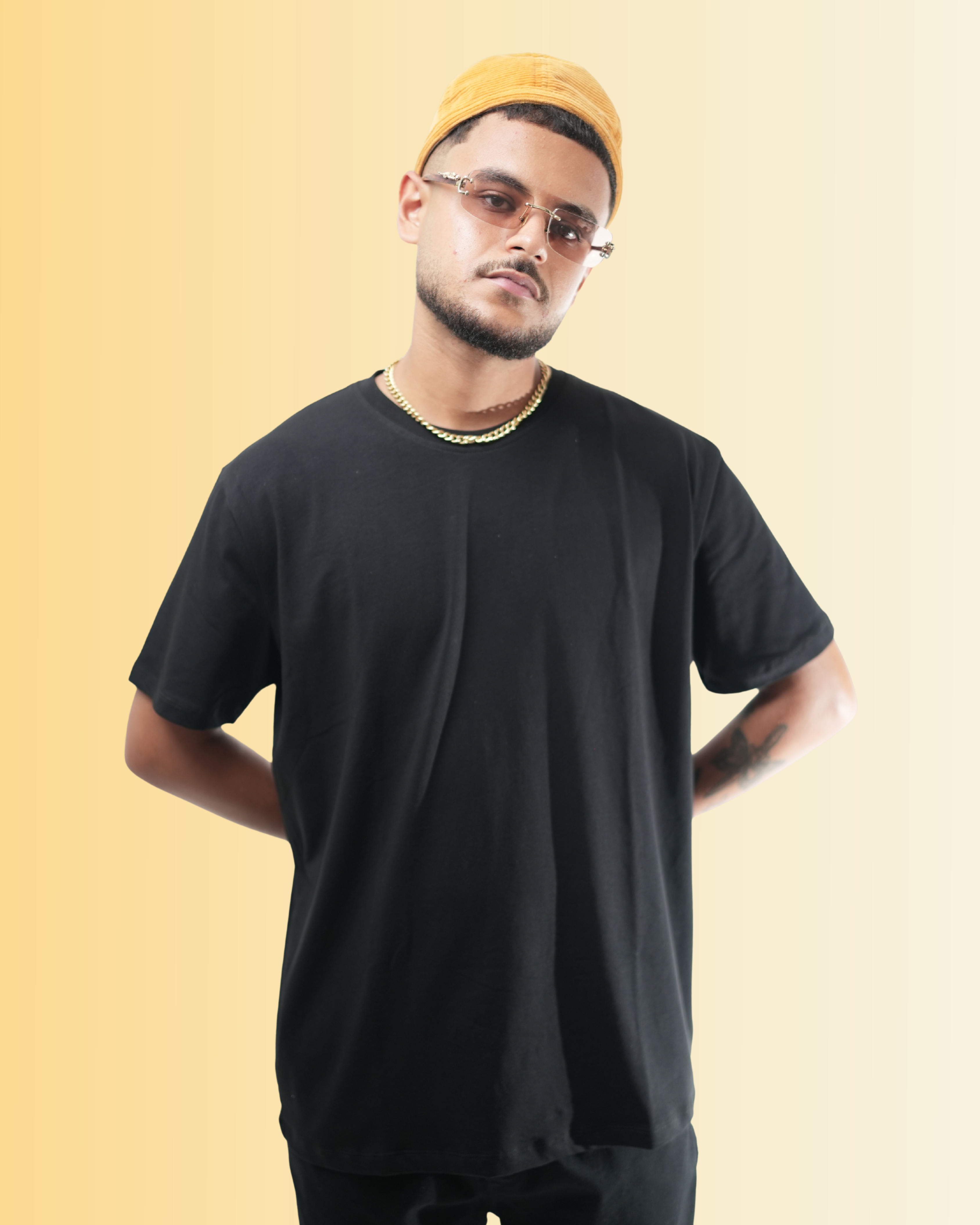 black oversized pullover